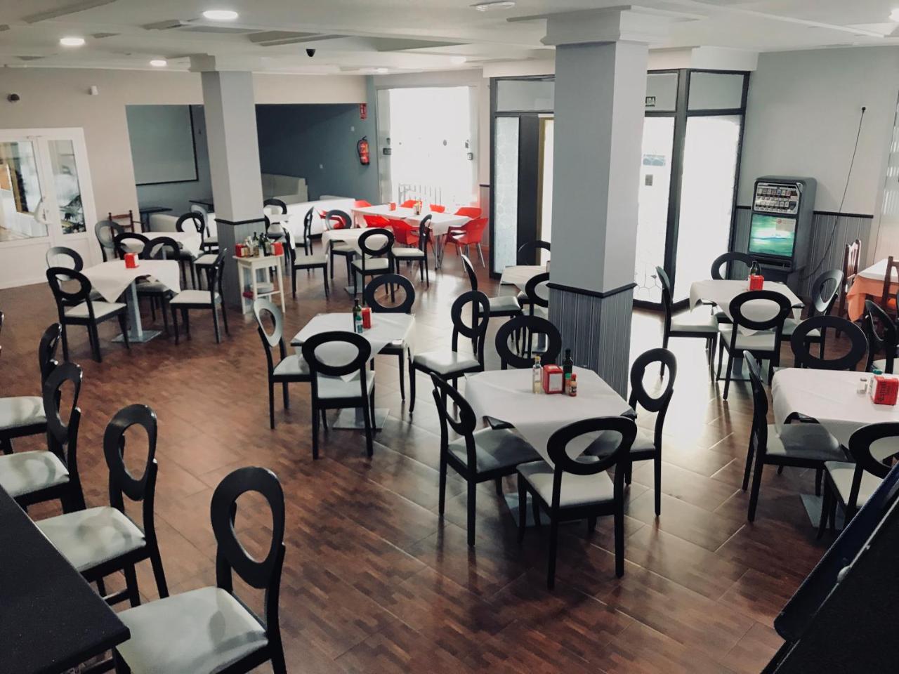 Hostal Los Badenes 후미야 외부 사진
