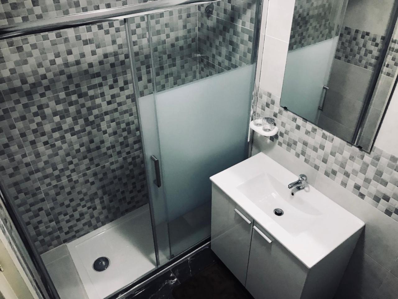 Hostal Los Badenes 후미야 외부 사진